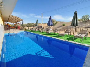 Отель Кронос