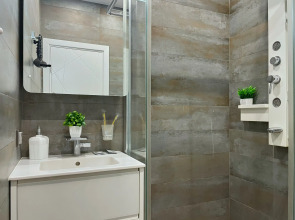 Апартаменты Просторные у ТЦ Авиапарк