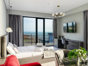 Отель  Берег Святой Софии