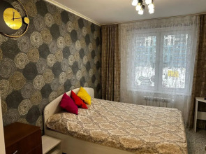 Квартира Уютная двухкомнатная 20 минут до центра