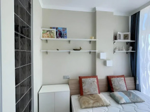 Апартаменты Айсберг с видом на храм с балконом