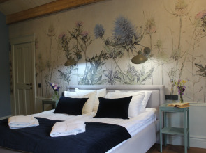 Отель Коттедж в лесу "Someroya"