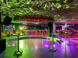 Отель Senza Grand Santana