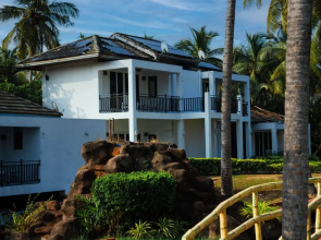 Отель Amaluna Resorts