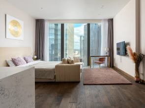Апартаменты Sky City Moscow LUX Студия с большим окном с видом на все башни и город!