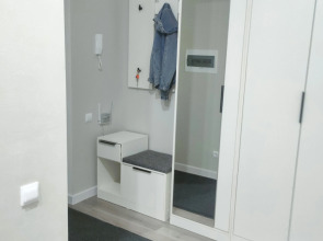 Апартаменты видовые двухкомнатные у метро на 24 этаже