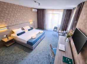 Отель Mint Garni