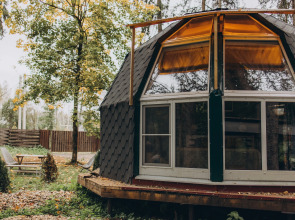 Шале Сфера Агат в лесу на Живописной улице