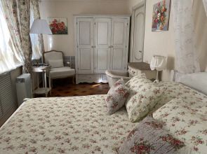 Квартира 2-х комнатные апартаменты Классик на Набережной