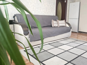 Квартира Просторная двухкомнатная возле пляжа