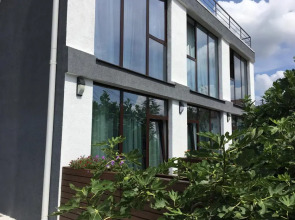 Гостевой дом Апрельская 7