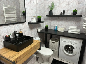 Квартира класса комфорт плюс с видом на реку в центре Рыбной деревни, остров Канта