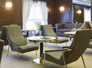 Отель Barceló Al Jaddaf