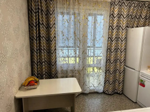 Квартира Уютная двухкомнатная 20 минут до центра