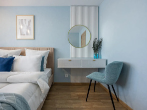 Апартаменты улучшенные, в центре города, с тремя спальнями