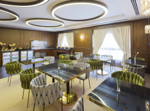 Отель Barceló Al Jaddaf