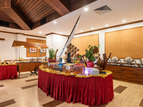 Отель Hulhule Island