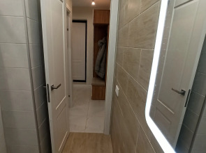 Квартира 1 Комнатная  с Сауной и 2мя 2х спальными Кроватями в Частном Доме