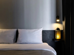 Апартаменты Полулюкс с Видом на Город Elite Apartments