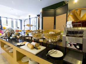 Курортный отель Apple A Day Resort