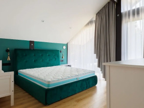 Гостевой Дом Дом с Панорамным Видом на Лес