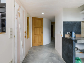 Апартаменты Оплот - MODERNA Дизайн Студия| 40м² | 3 Этаж Лофт с Панорамными Видами