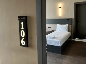 Отель Esse Joven