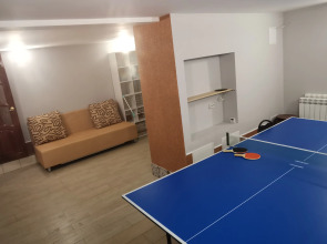 Апартаменты в Частном Доме на Первом Этаже