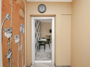 Апартаменты Трехкомнатные в самом центре города на Фокина 19