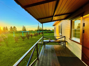 Na Beregu Ozera Guest House