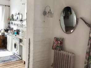 Апартаменты возле пляжа с красивым садом