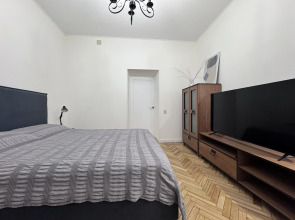 Квартира 3-комнатная YarApartments на Свободы 58