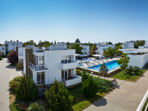 Отель Комплекс апартаментов Невский берег