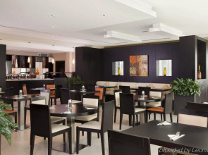 Holiday Inn Express Dubai Jumeirah an IHG Hotel