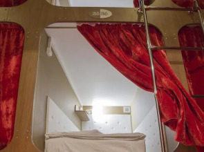 Отель Nevsky Capsule