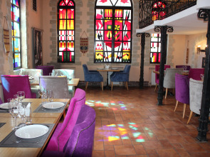 Отель Айвенго