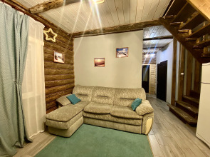 Гостевой дом Избушки guestHouse Маленькая