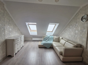 Апартаменты Марципан с выходом на Верхнее озеро на Невского