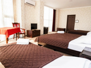 Отель Golden Palace