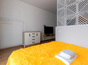 Апартаменты Sunny Flat by Rentvill