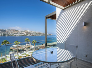 Mivara Luxury Resort & Spa Hot