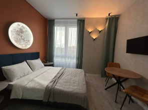 Апартаменты Moon Tower  стильная студия в центре