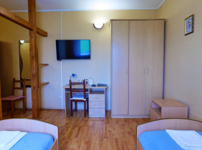 Мотель Радуга