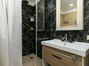 Апартаменты GeoApart Цветочная 30 3