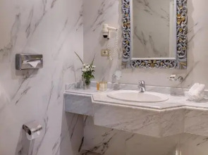 Отель Le Metropole Luxury Heritage Hotel Since 1902