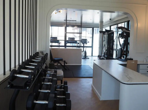 Отель Chateau Du Village Patong