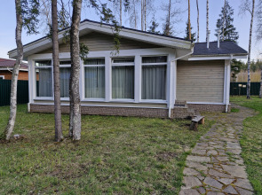 Частный дом У озера