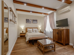 Отель Гермес