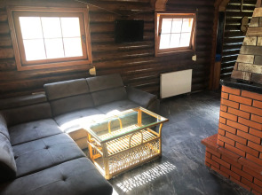 Дом для отдыха с баней и бассейном WoodRay