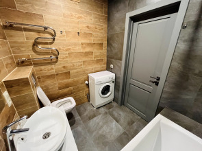 Квартира Просторная и Сибирь-Арены